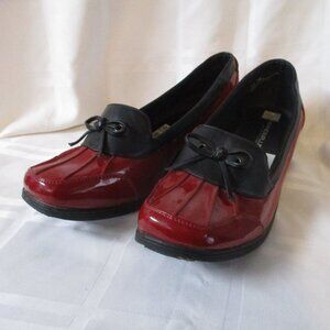 WANDERLUST Red Weather-Or-Not Loafers Women's Size 10M Weather Resistant